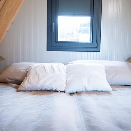 فيلا Le Tipi Bleu Tiny House Neuve Avec Terrasse Et Jardin كاماريت-سور-مير المظهر الخارجي الصورة
