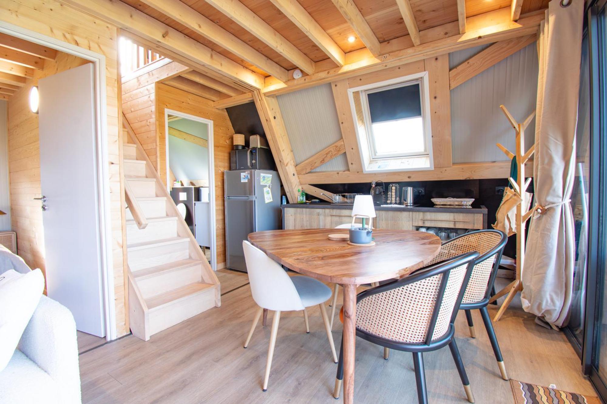 فيلا Le Tipi Bleu Tiny House Neuve Avec Terrasse Et Jardin كاماريت-سور-مير المظهر الخارجي الصورة